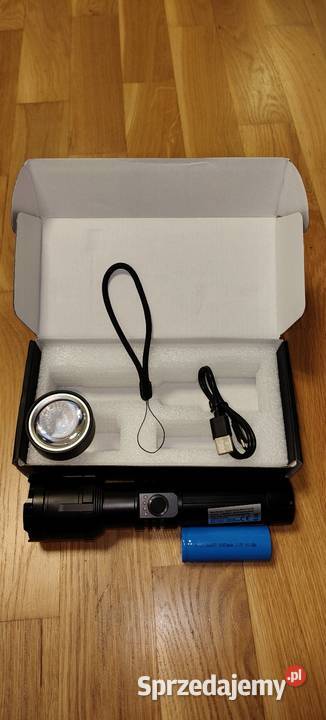 Super mocna latarka LED z soczewką Protasy