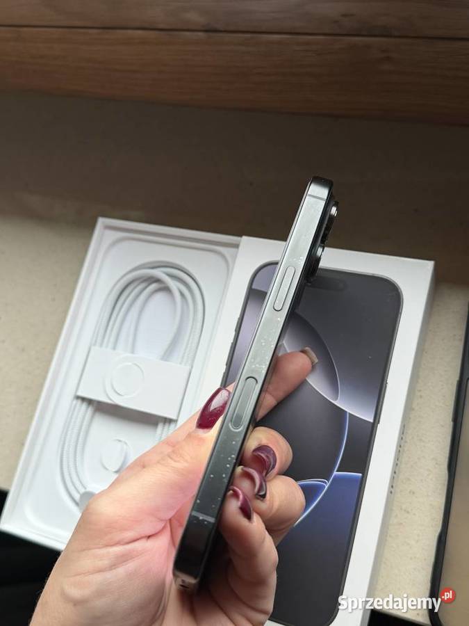 iPhone 16 pro Pielgrzymowice sprzedam