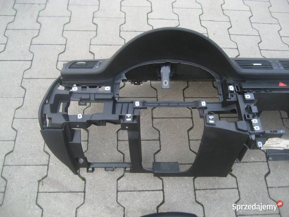 vw passat b6 0510r deska rozdzielcza konsola Rakoniewice