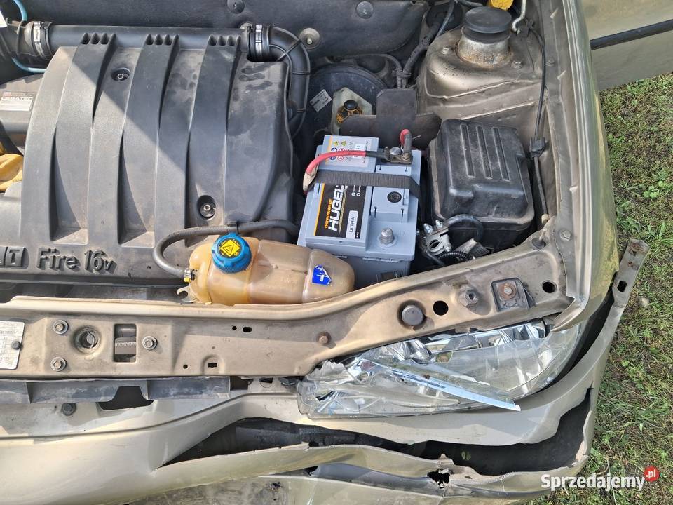 Fiat Albea 12 uszkodzony Myszków