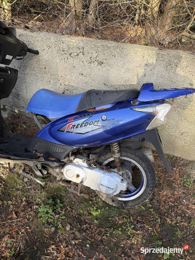 Sprzedam to co na zdjęciu skuter Hyosung Police sprzedam