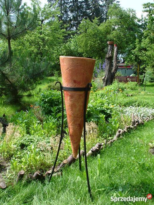 Sprzedam donicę w stojaku Mrozoodporna