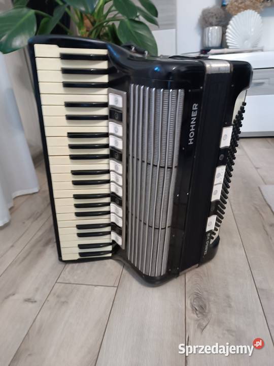 Akordeon hohner tango VM 120 basów Dębica