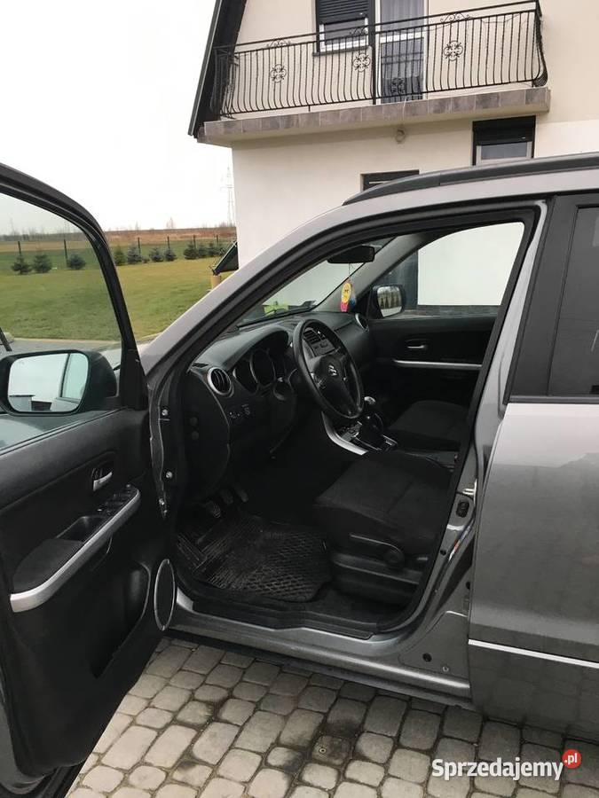 Suzuki Grand Vitara 20 BENZYNALPG czujnik parkowania Samochody osobowe Trześń sprzedam