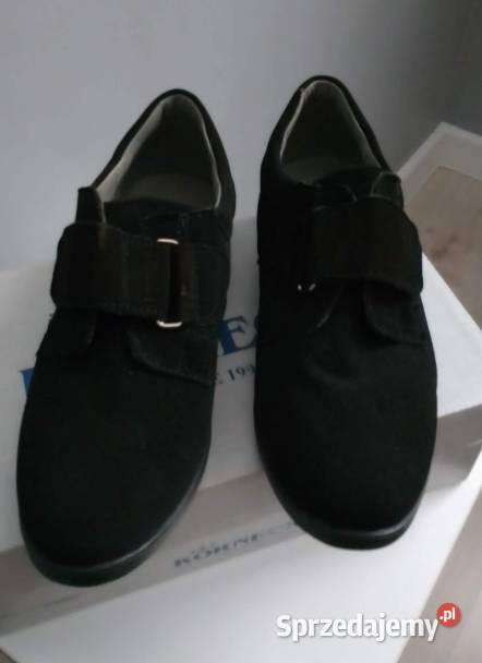 Buty eleganckie czarne rozmiar 33 141 Trzewiki i półbuty Opole Lubelskie sprzedam
