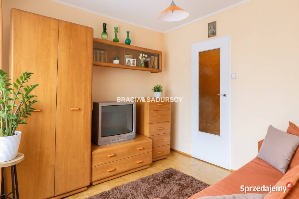 Mieszkanie 5835m2 3 pokoje Kraków Powstańców