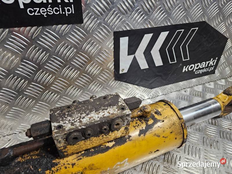 Siłownik poziomowania ramy Caterpillar TH63 TH82 Gdynia sprzedam