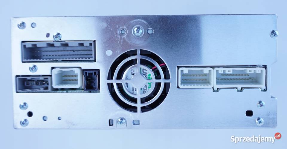 RADIOODTWARZACZ CD RADIO INFINITI Q50 HYBRID osobowe Nowy Tomyśl sprzedam