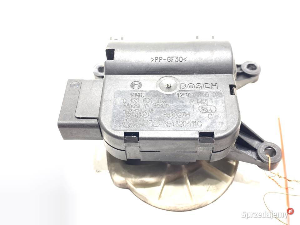 SILNIK NAGRZEWNICY AUDI 8E1820511C A4 B7 0408 osobowe Wentylacja