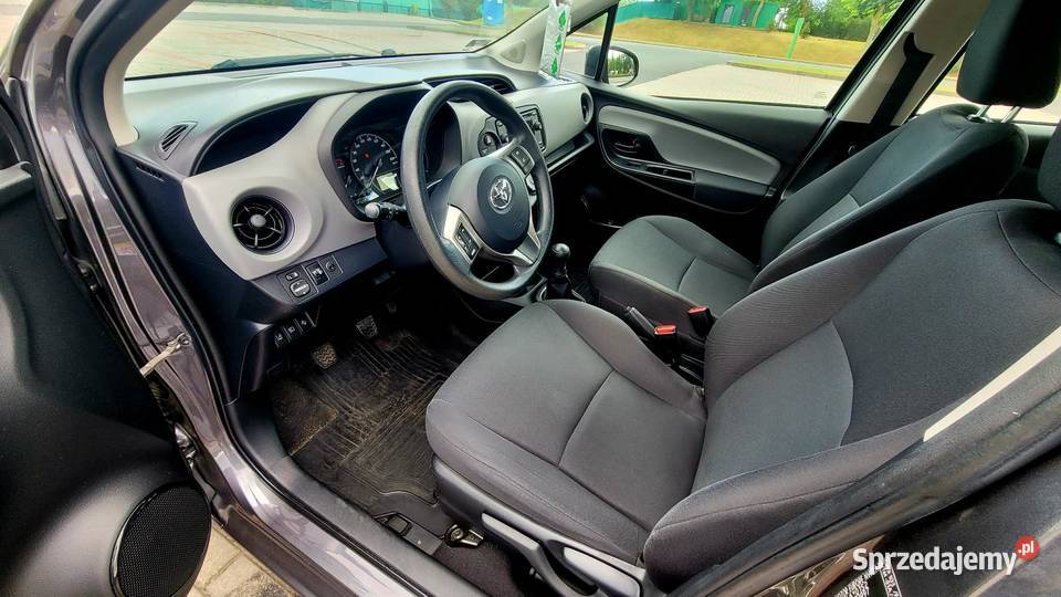 Toyota Yaris 2017 drugi właściciel Włocławek sprzedam