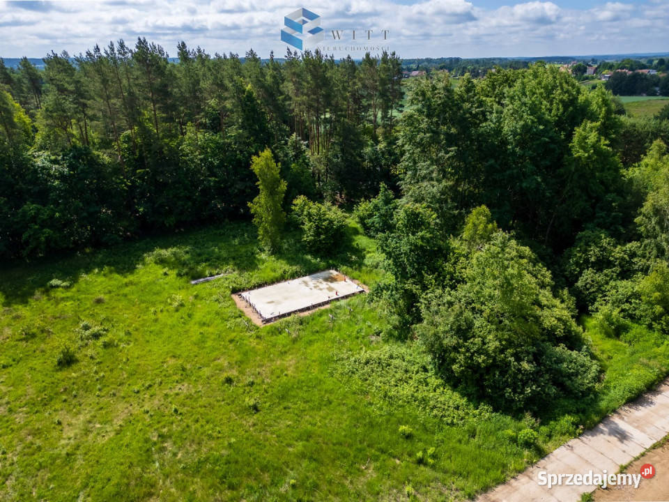 sprzedaży gruntu Zwierzewo 1550m2 utwardzona warmińsko-mazurskie