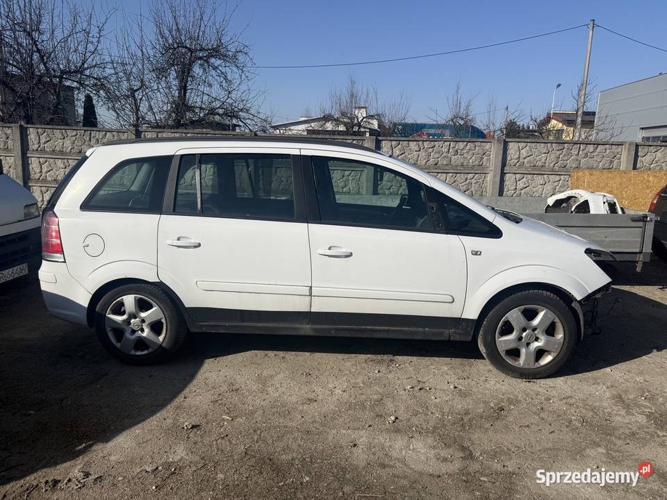 Lampa zderzak drzwi kołpaki Opel Zafira B wielkopolskie Ostrów Wielkopolski