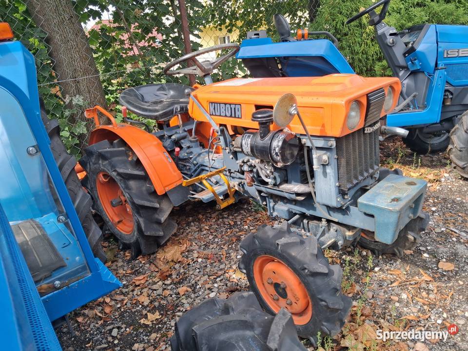 Kubota B5000 4x4 glebogryzarka Konary