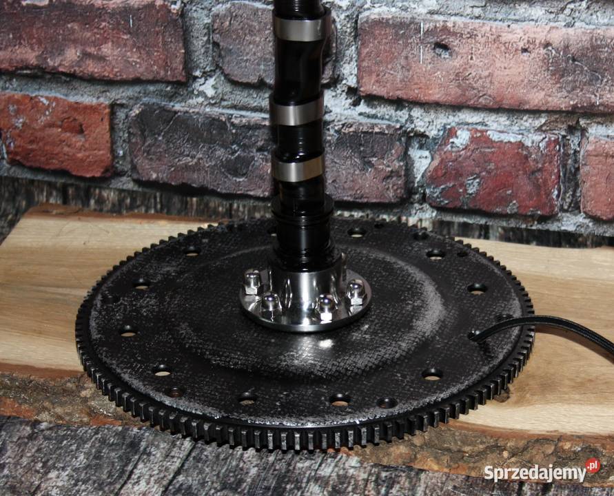 Lampa stojąca loft metal art wałek rozrządu Dębica