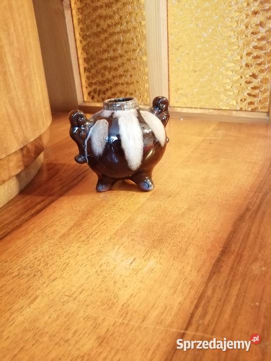 ceramiczny wazonik pękaty amfora