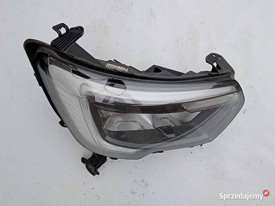 Renault Master IV Led reflektor lampa prawy wielkopolskie Przeźmierowo sprzedam