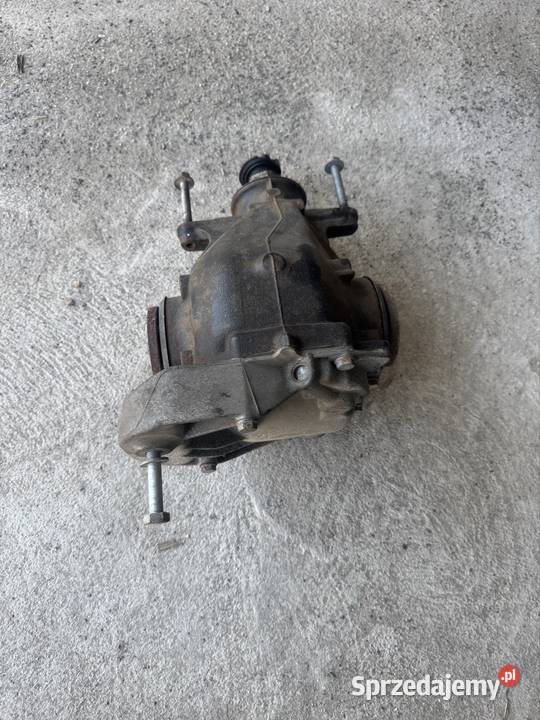 Dyfer most BMW E90 E91 E92 E93 335i stan idealny osobowe Sobin