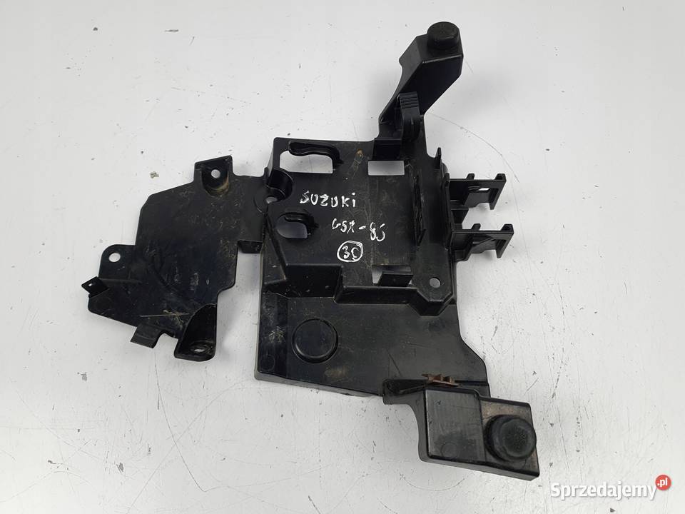 MOCOWANIE OSŁONA UCHWYT MODUŁU Suzuki GSX8S 2023 Mocowania i uchwyty Chełm