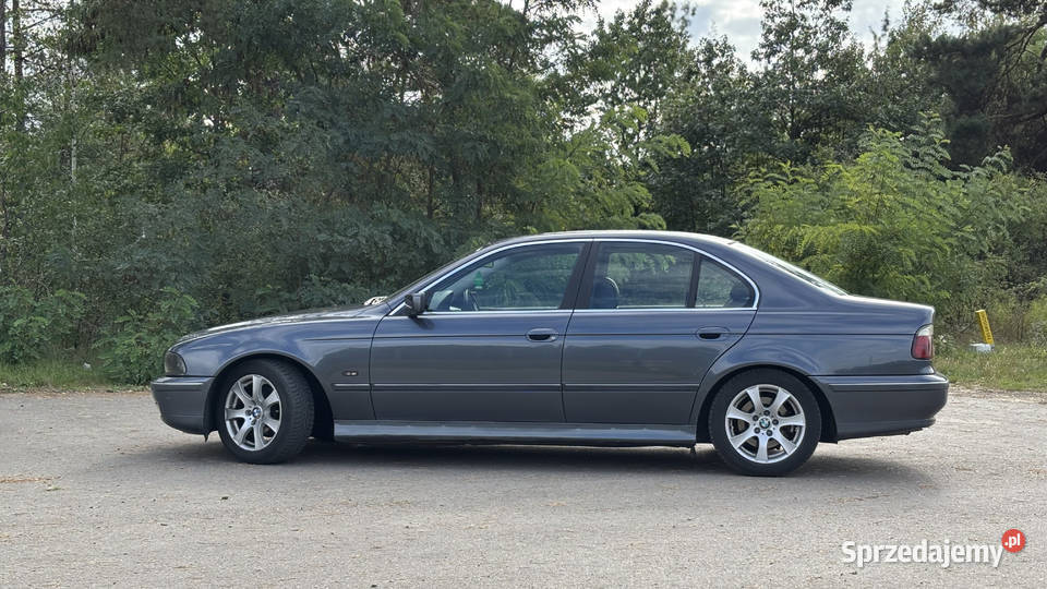 BMW E39 520i Sedan 1991cm3