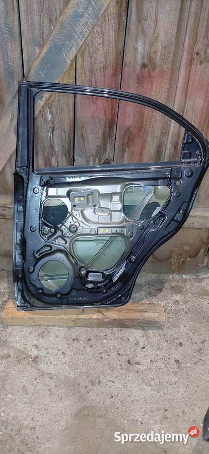 Tylne prawe drzwi Kia Rio 3 mazowieckie