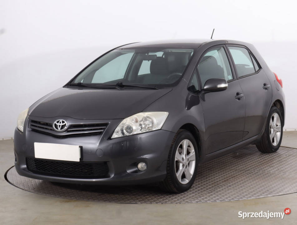 Toyota Auris 16 Valvematic Rok produkcji 2010 Toyota mazowieckie Piaseczno