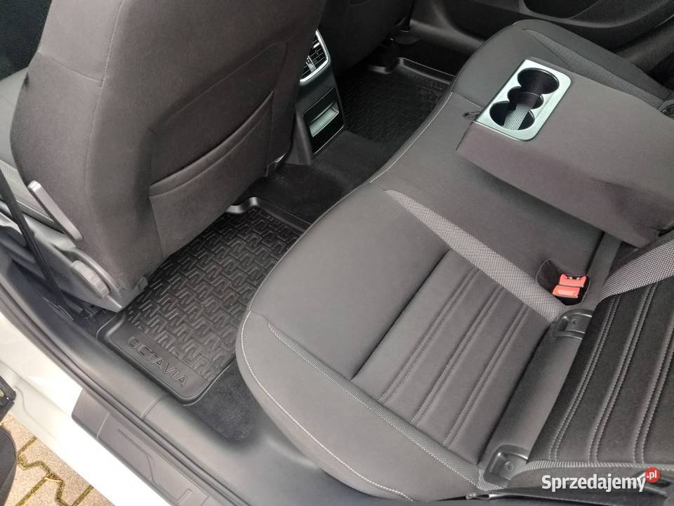 Bezwypadkowy bezkolizyjny garażowany 78125km Toruń