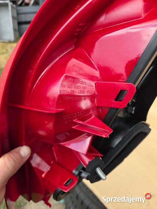 Lampa lewa lewy tył tylna Peugeot 207 CC 6350CE
