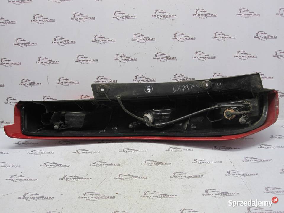 XTRAIL II T31 LIFT 10r lampa prawa tył 22063929
