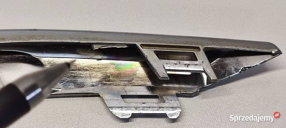 VW TIGUAN II LISTWA ARAPY GRILLA PRZÓD