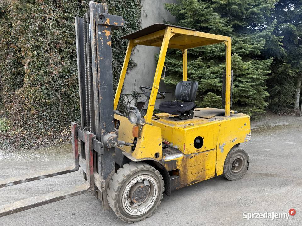 Wózek widłowy BUGAR 35 tony Perkins 4 cylindrowy