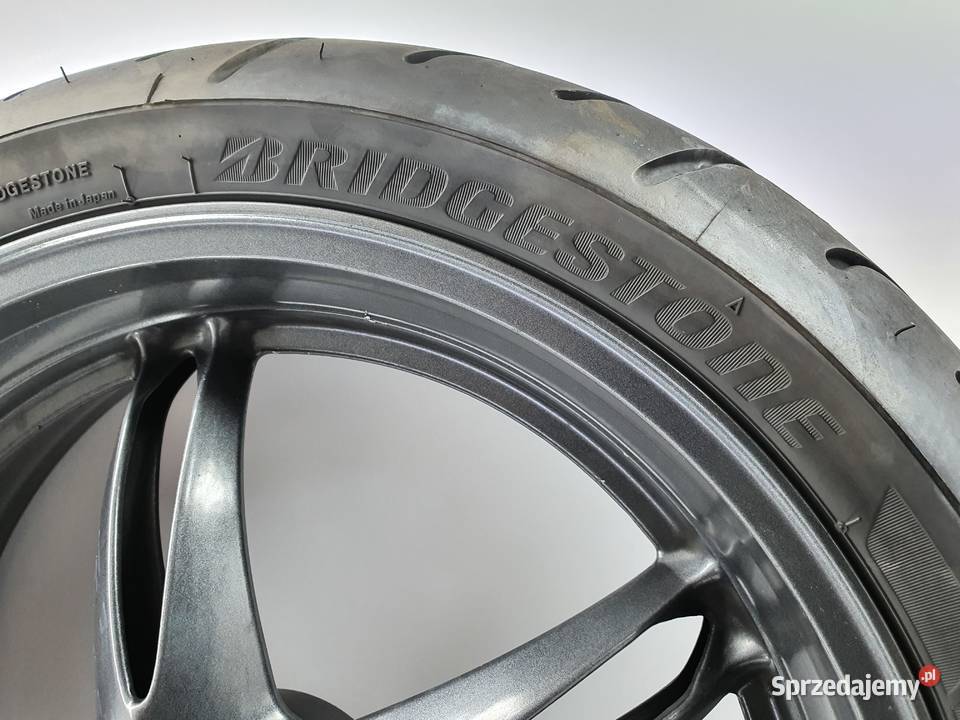 Felga Tyl Kolo Opona Triumph Sprint ST 1050