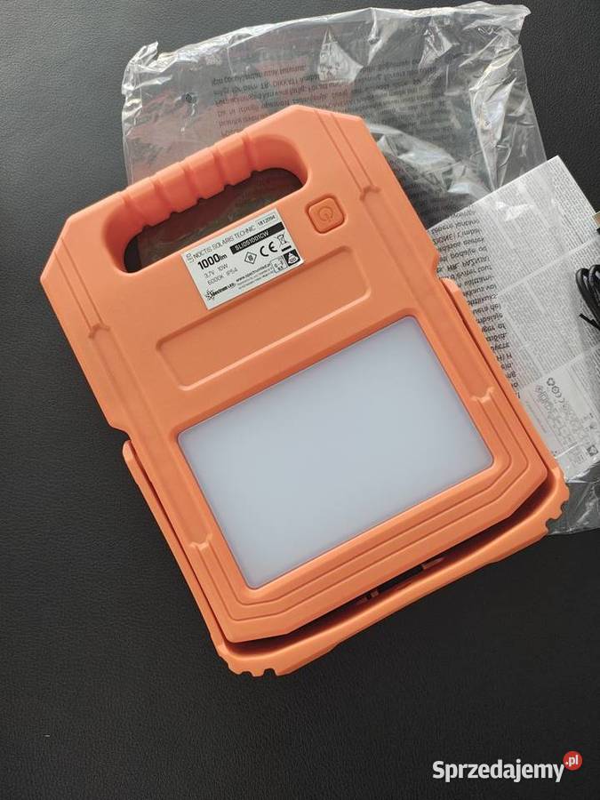 Naświetlacz solarny 10 w Noctis Besko sprzedam