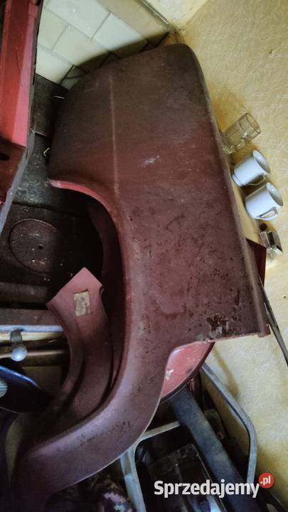 Błotnik tylny Fiat 125p nowy ze starych zapasów Będzin