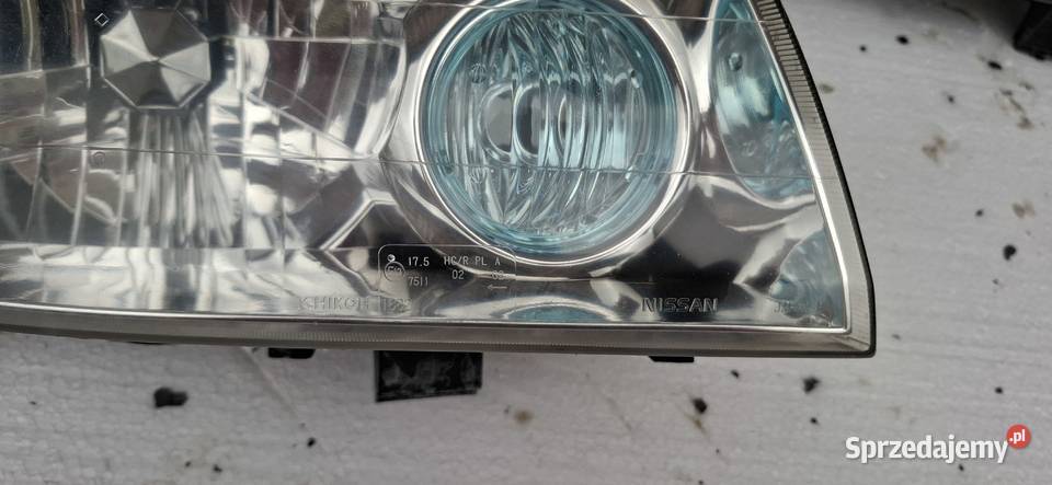 Lampy przednie Nissan xtrail Żary