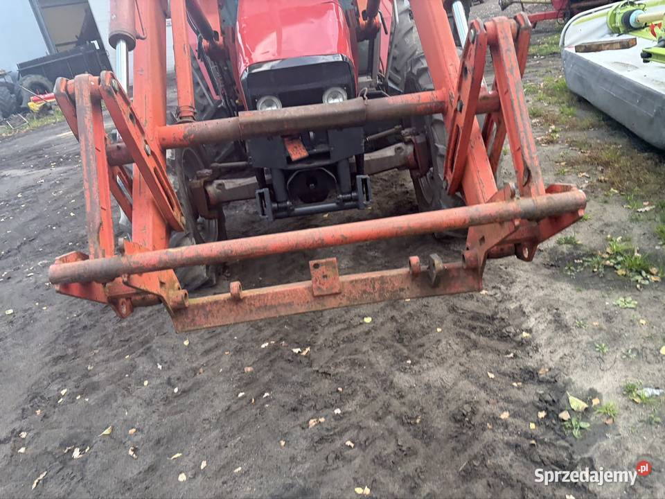 Ładowacz czołowy tur 3 sekcyjny Massey Ferguson Myszyniec