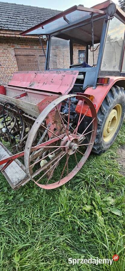 Siewnik konny 15 lejków Rolnictwo Rzeczyca Ziemiańska