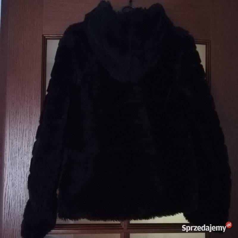 Futerko czarne kurtka z kapturem L 40 Sieradz