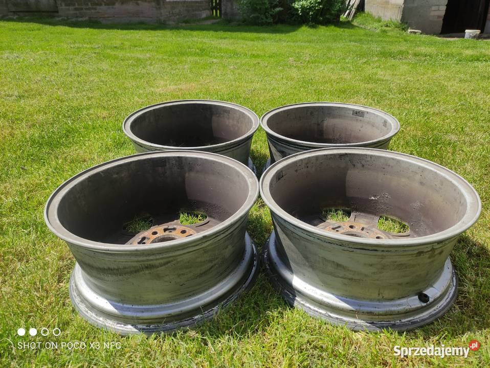 Felgi Aluminiowe Bmw Styling 45 16 5x120 ET47 Wolica