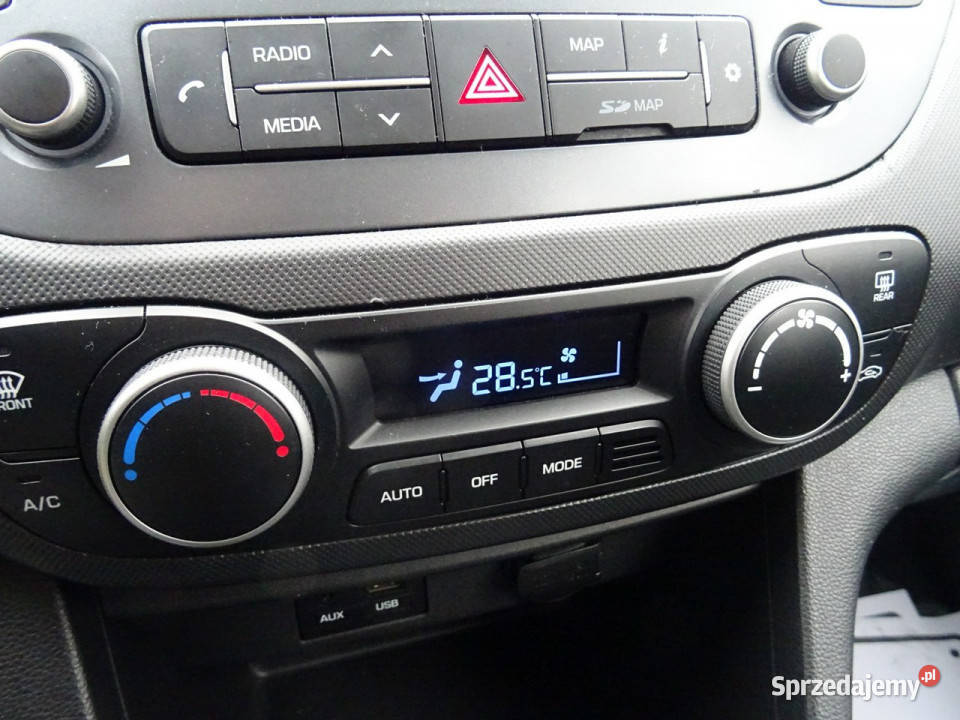 Hyundai i10 Samochód zadbany z bogatym centralny zamek i10 Łódź