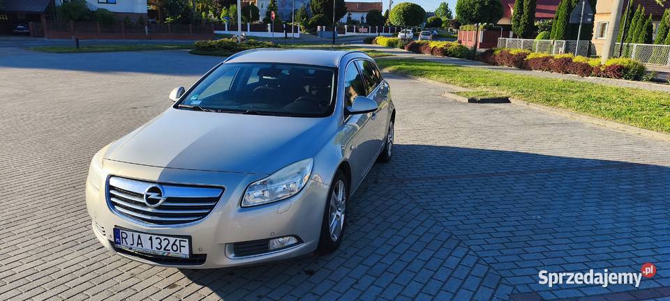 Opel Insignia 18 uszkodzony silnik Rok produkcji 2009