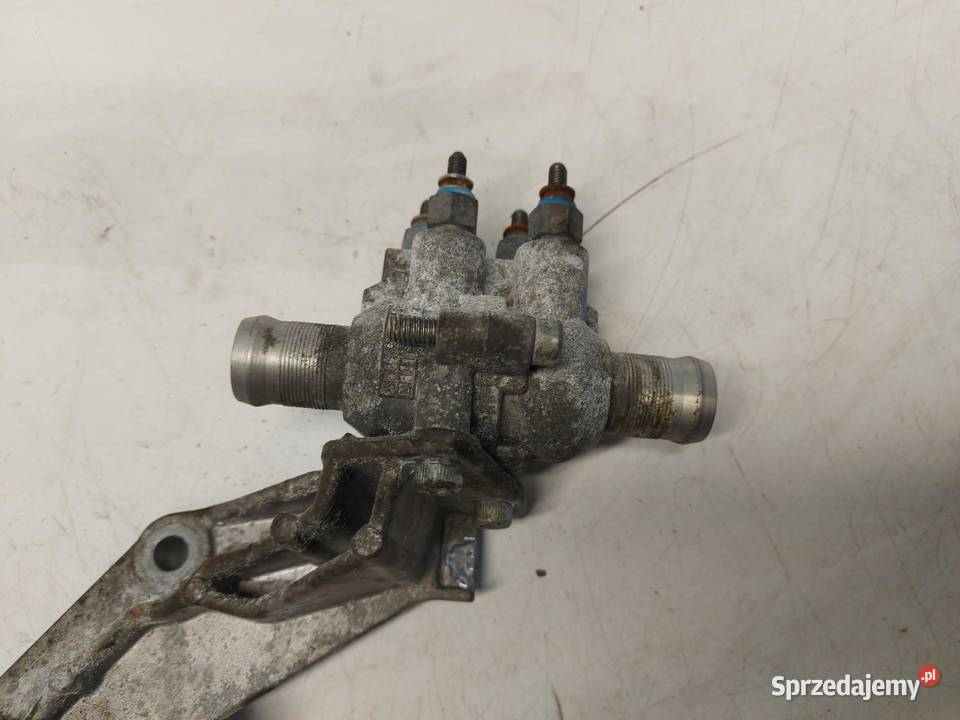 Renault Master III LIFT króciec wody mocowanie