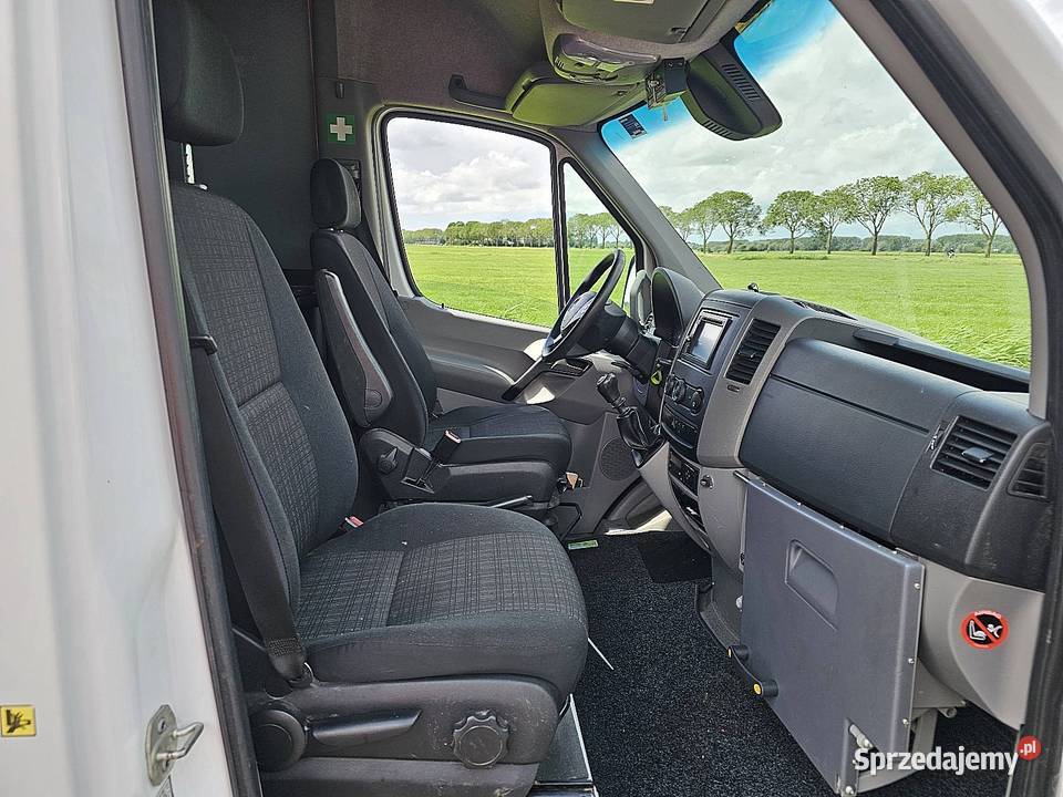 MercedesBenz SPRINTER 519 L2H2 V6 30Ltr Airco Samochody dostawcze sprzedam