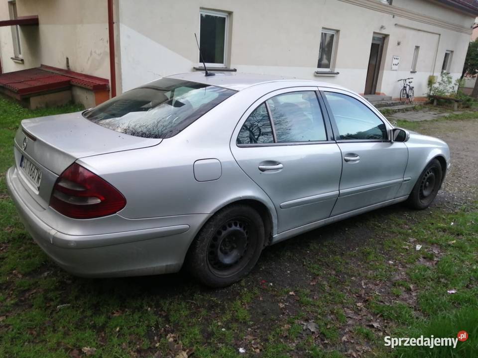 Sprzedam mercedes w211 22 cdi zmieniarka CD