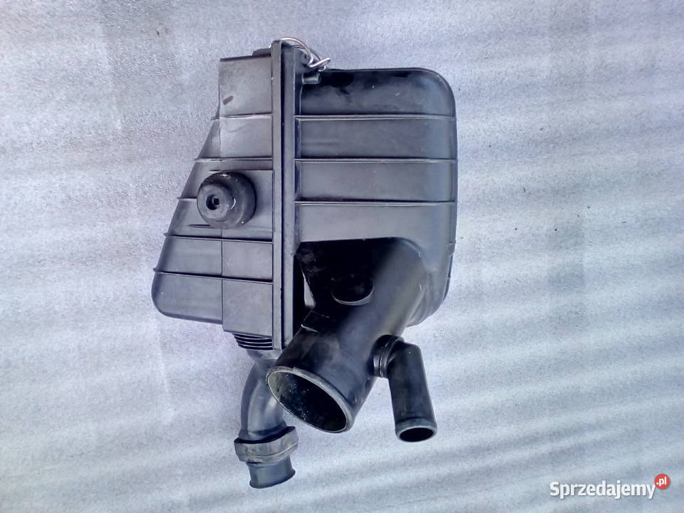 Opel Omega A 23D Obudowa filtra powietrza obudowy filtrów Bukownica