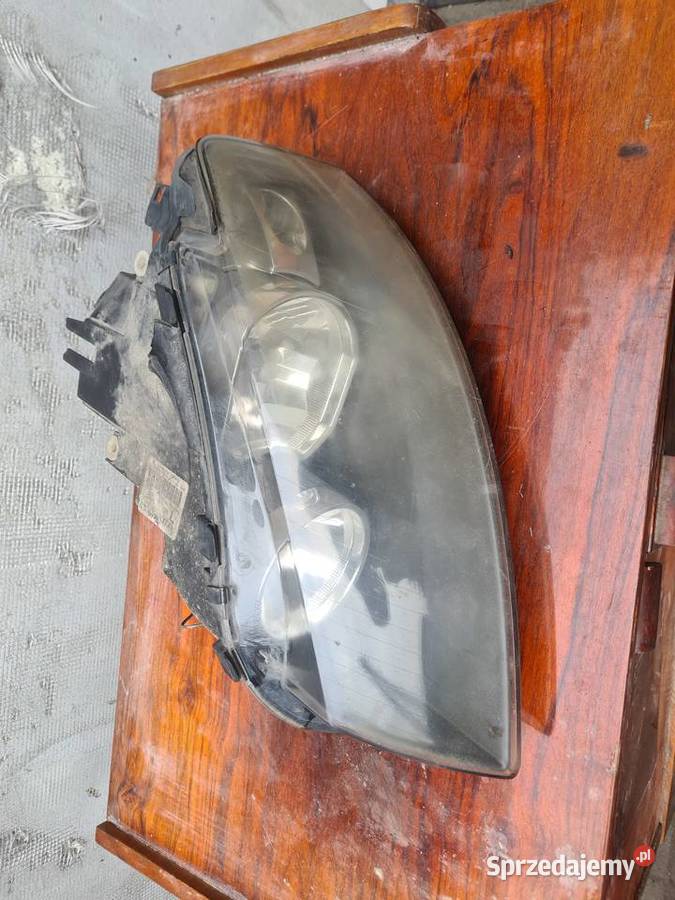 Lampa Lewa przód Audi A3 8p przedlift osobowe Poznań