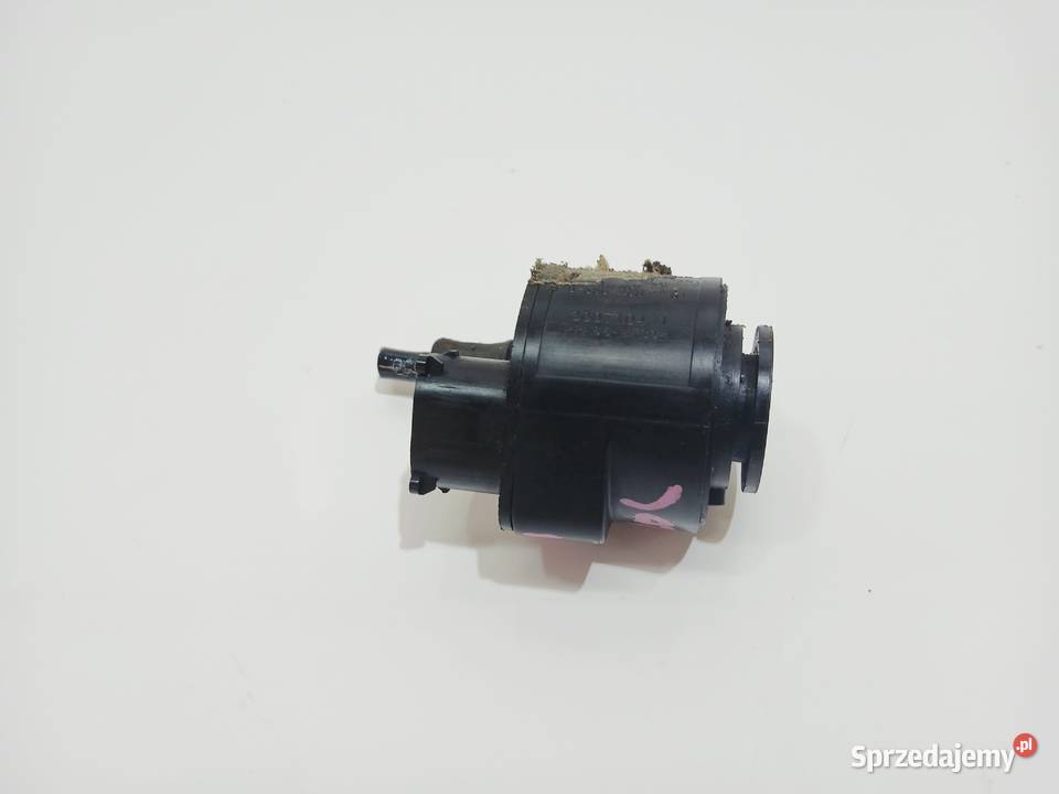 PODGRZEWACZ PALIWA BMW E90 E91 N47D20C OE 3 PIN Strzyżewice