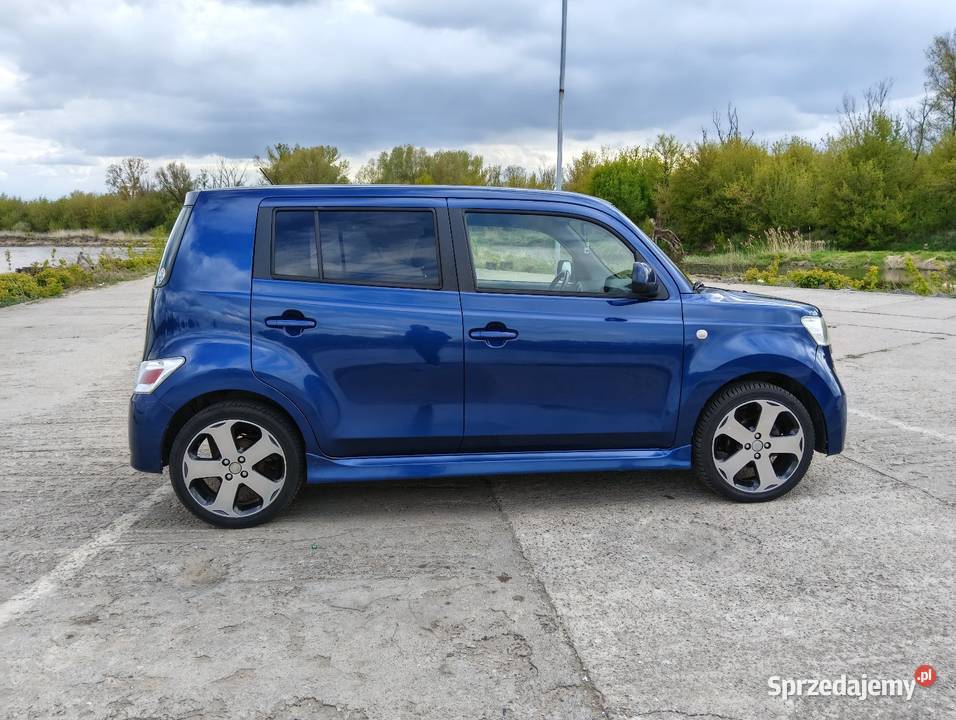Daihatsu Materia 15 4WD 4x4 isofix Góra Kalwaria