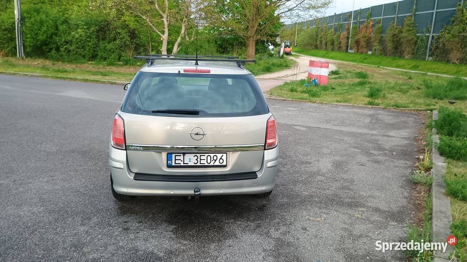 Zadbana Astra H 18 kombi Astra Łódź sprzedam