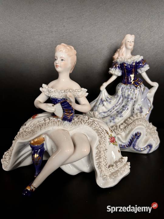 Komplet porcelanowych figurek dam dworu Porcelana i szkło Zbrosławice