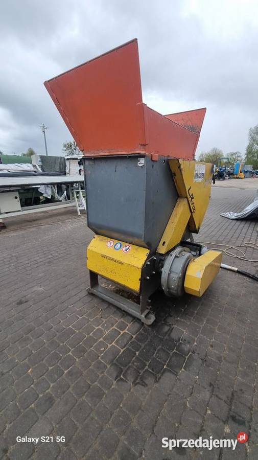 RĘBAK ROZDRABNIACZ UNTHA LR700 22kW pomorskie Karsin